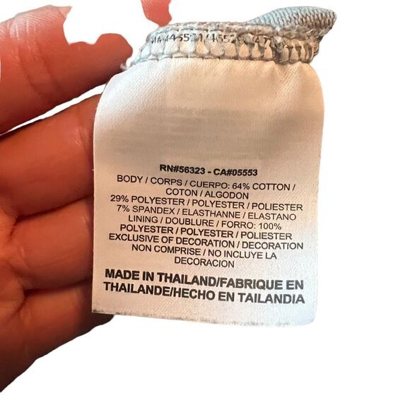 3 for $30! Nike light weight grey hoodie. Size medium - Picture 5 of 11